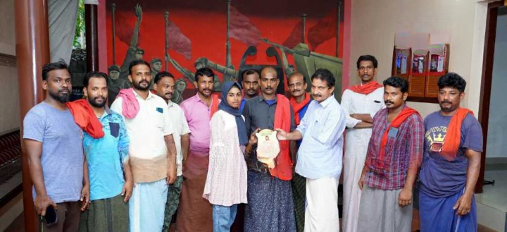 CITU transport workers in thiruvambady honoring the top winner image