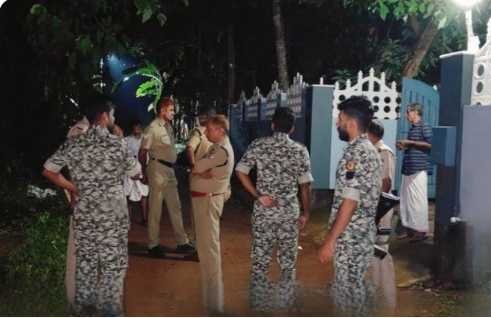 Police set up house security (Thamarassery) image