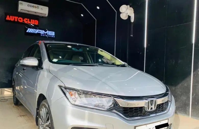 Honda City (2018)000