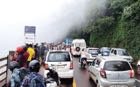 Thamarassery, traffic jam at the pass; Heavy vehicles are again under control image