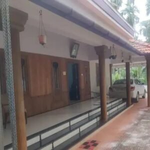 Beautiful House With Land For Sale In Thamarassery00