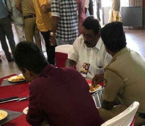 Koduvally Nava Kerala Sadas; Mandal Muslim League office bearer attended the breakfast image