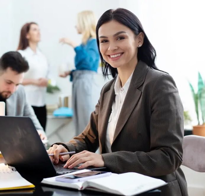 lady staff in koduvally image copy