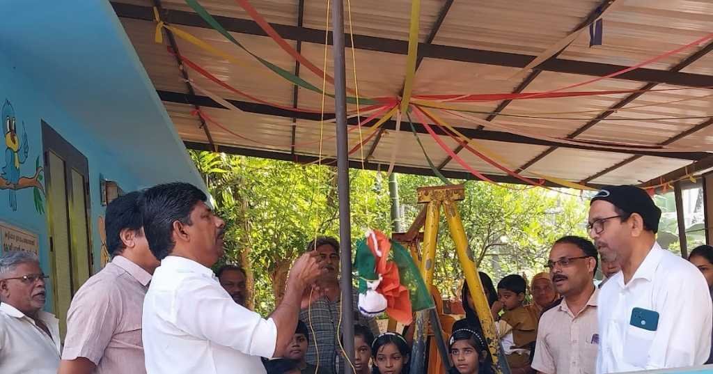 Poonoor celebrated Republic Day at Kolikal Anganwadi. image