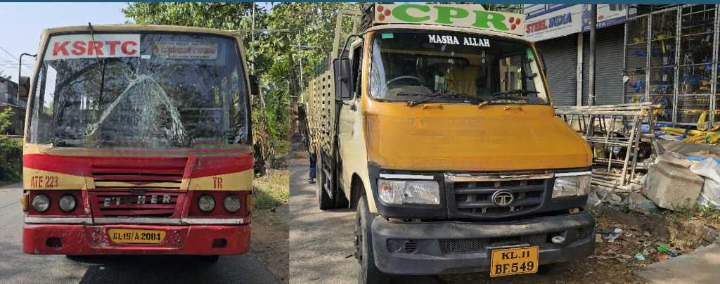 Thamarassery, KSRTC bus rammed into mini lorry image_cleanup