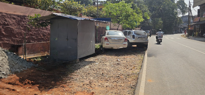 Thamarassery Mini Bypass ലെ പെട്ടിക്കട എടുത്തു മാറ്റി_cleanup