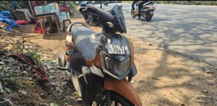Two injured in scooter accident in Thamarassery. image