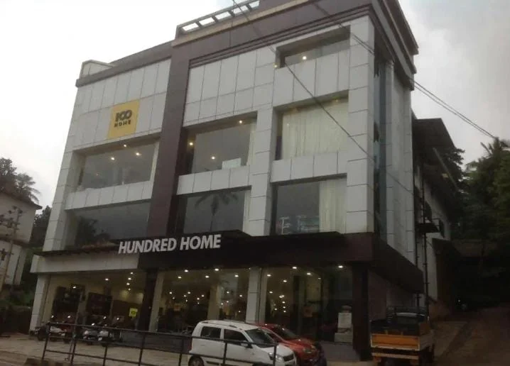 100 Home Furniture & Interiors Thamarassery