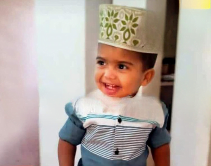 A two-and-a-half-year-old boy died after the ball got stuck in his throat_cleanup