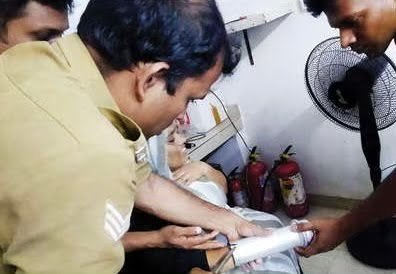 Puttukuti got stuck in the hand of the young woman The fire brigade cut off