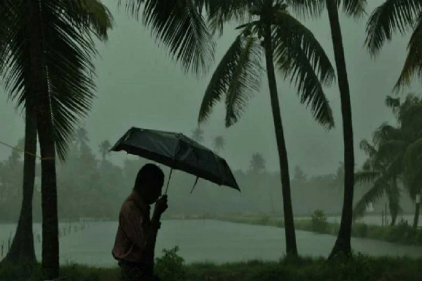 Heavy rains in the state Orange alert in three districts Chief Minister should be careful