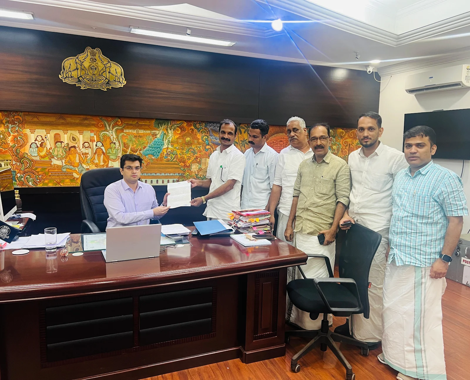 Jaljeevan Mission The roads in Omassery are not resolved the management committee is on open strike.