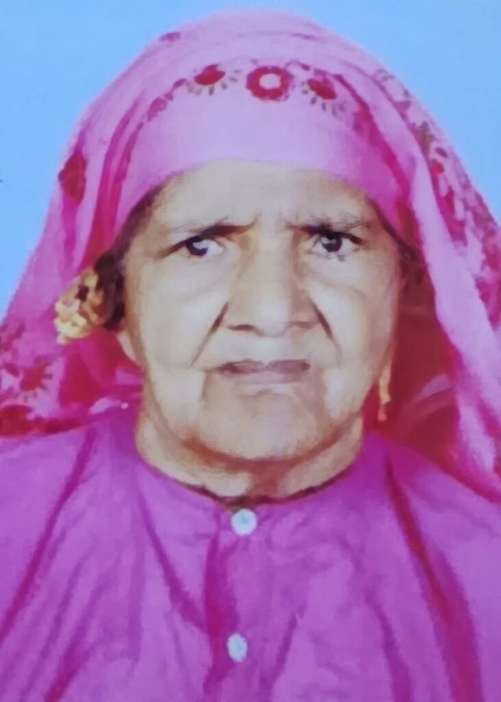 Chamal, പൂവൻ മലയിൽ താമസിക്കും പാത്തുമ്മ നിര്യാതയായി. 8 Chamal will live in Poovan Mala and Pathumma has passed away