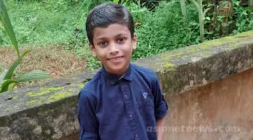 Malappuram, grandchild followed by grandmother; The grandmother of the child who died after getting stuck in the gate died of a heart attack