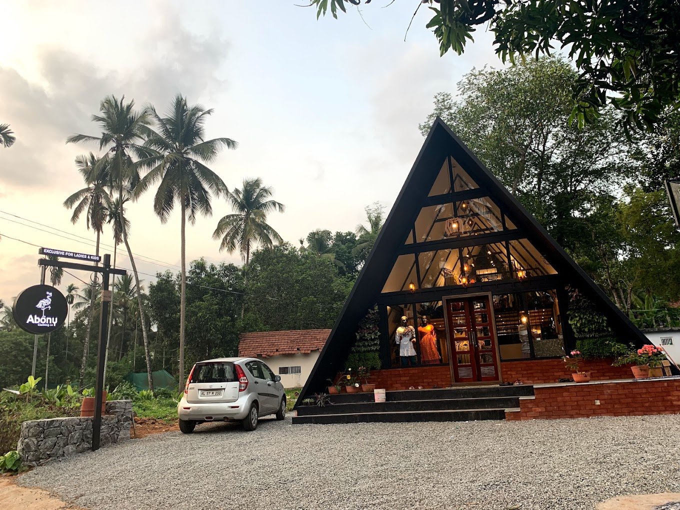 Abony Clothing Poonoor