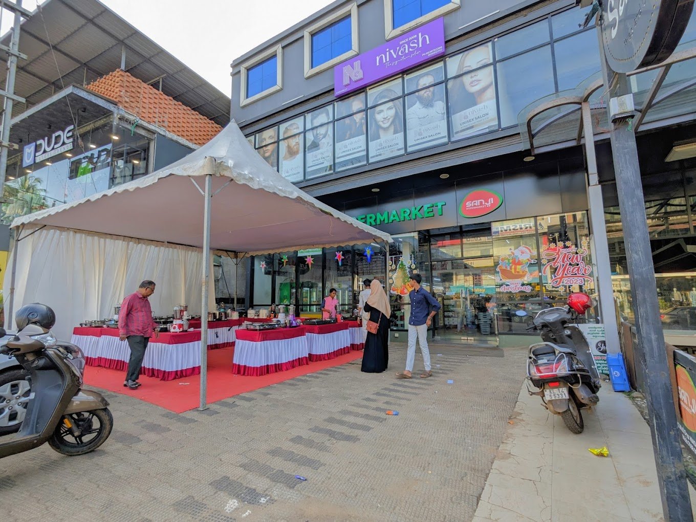SANJI HYPERMARKET Koduvally