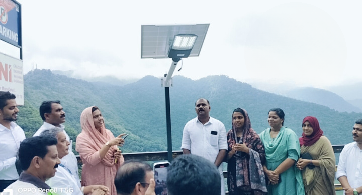Thamarassery the project to install solar street lights at the pass has started cleanup