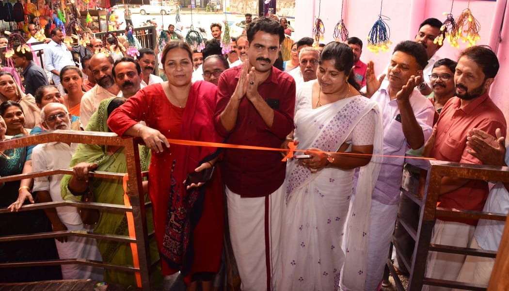 aroadside-rest-house-opened-in-thiruvambady