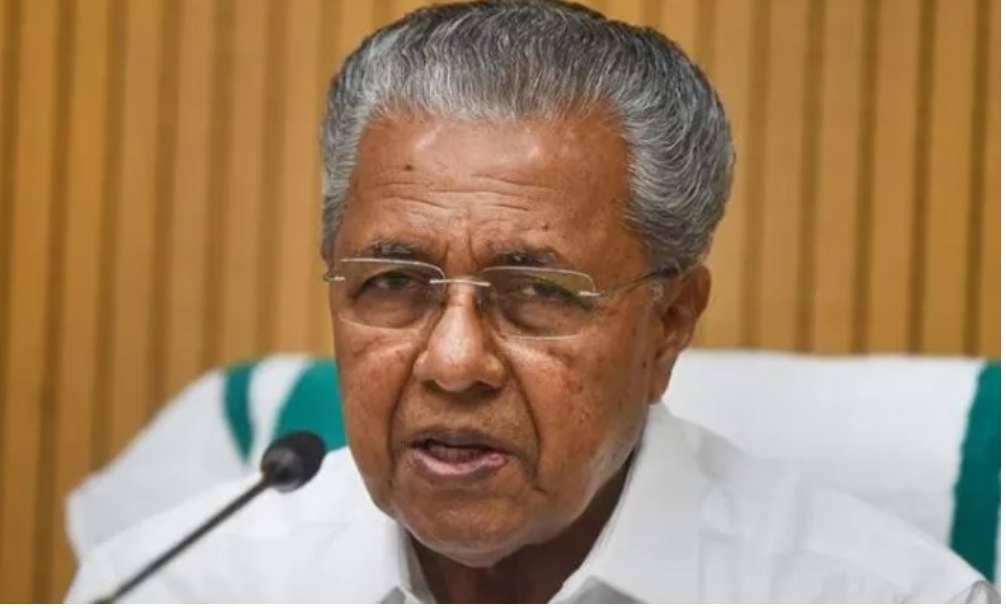 കൊല്ലപ്പെട്ട ഷഹബാസിന്റെയും ഷിബിലയുടെയും ബന്ധുക്കള് മുഖ്യമന്ത്രിയുമായി കൂടിക്കാഴ്ച നടത്തി; കുറ്റക്കാര്ക്കെതിരെ കര്ശന നടപടിയെന്ന് മുഖ്യമന്ത്രി 5 family-members-of-murdered-shahbaz-and-shibil-met-with-the-chief-minister-assurance-of-strict-action-against-the-culprits