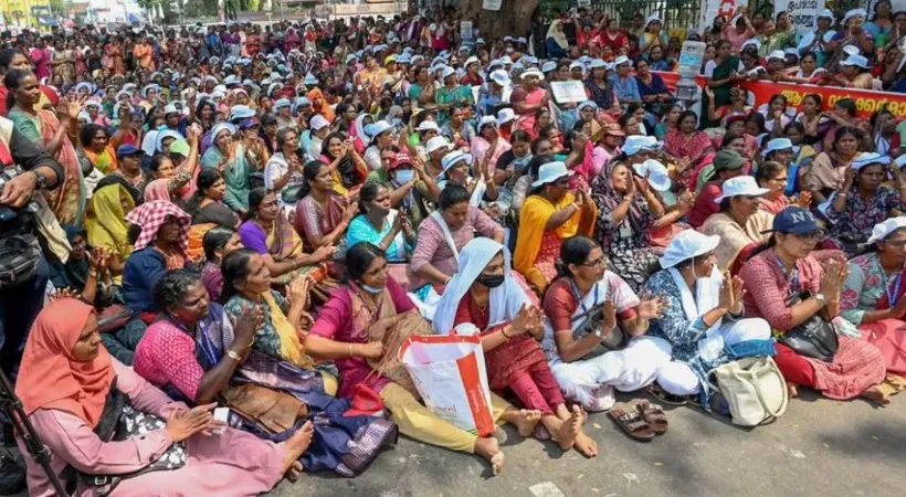 government-invites-asha-workers-for-discussion