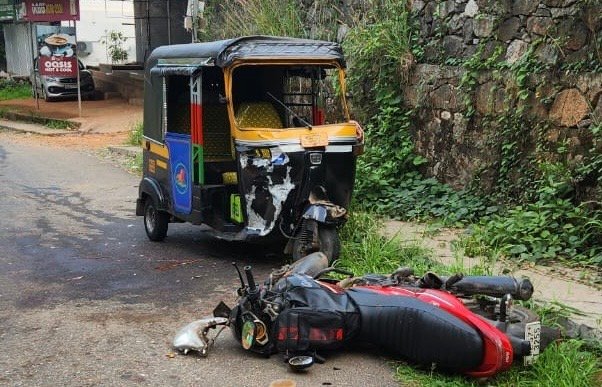 one-seriously-injured-in-road-accident-near-knowledge-city