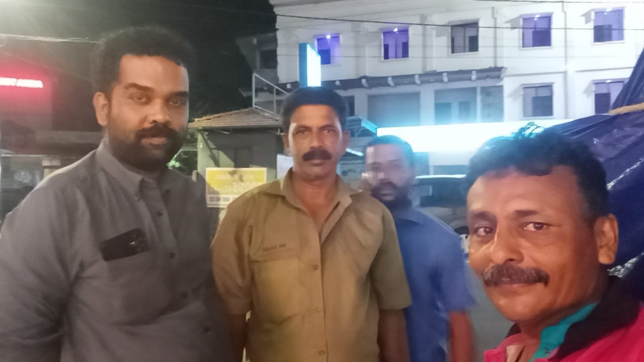 churam-brigade-members-come-to-the-rescue-of-driver-who-fell-ill