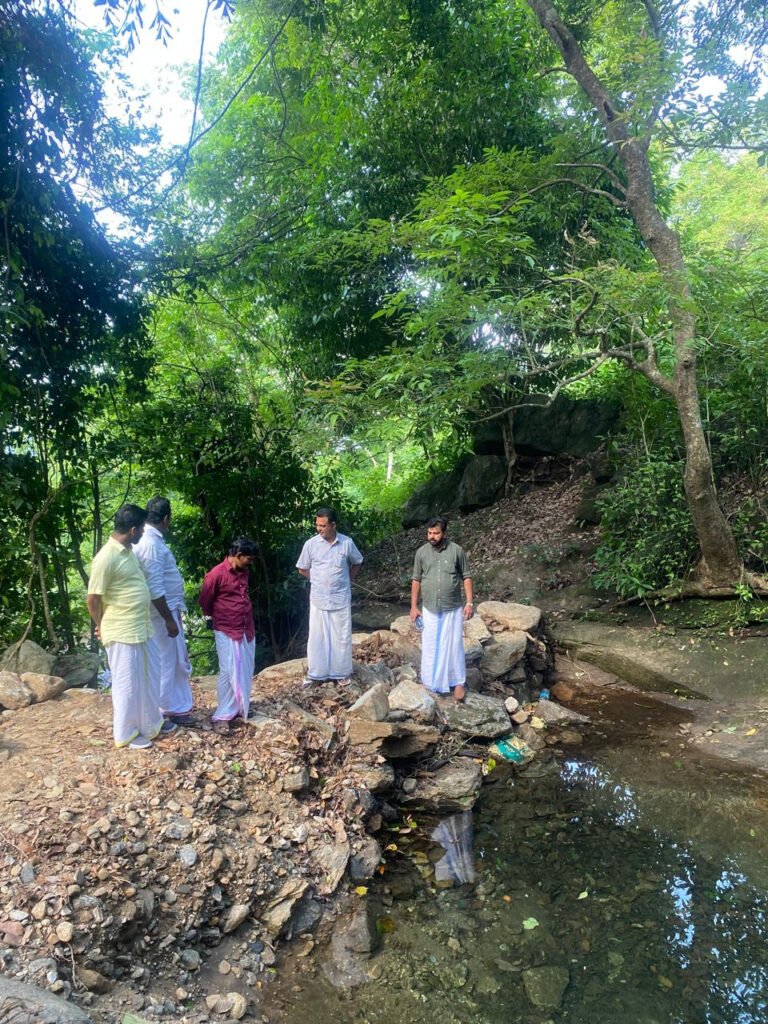 Kattippara അമരാട് മലയിലെ അനധികൃത നിർമ്മാണം അടിയന്തിരമായി നിർത്തി വെക്കുക-CPI(M) 8 kattippara-cpim-calls-for-immediate-halt-to-illegal-construction-on-amarat-mala