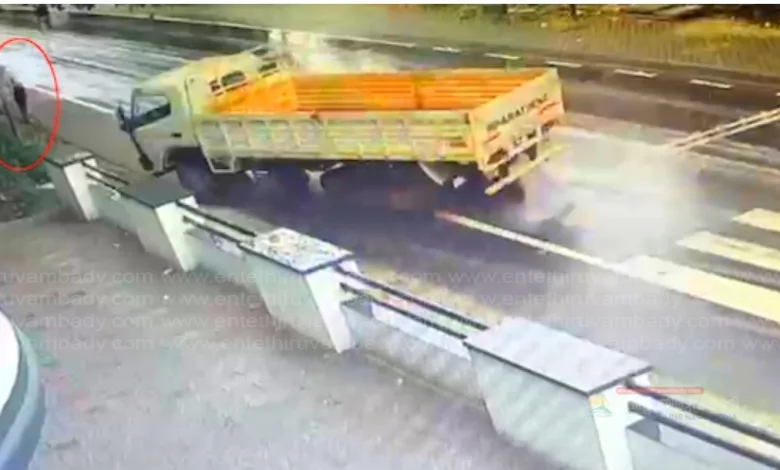 two-injured-in-lorry-collision-at-thamarassery