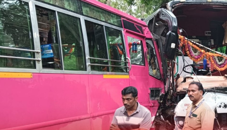 bus collision in kattikkulam kalpetta leaves multiple injured