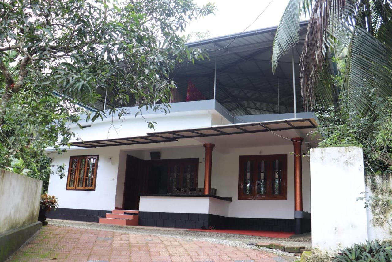 house-and-rubber-plantation-for-sale-at-kakkavayal-engappuzha
