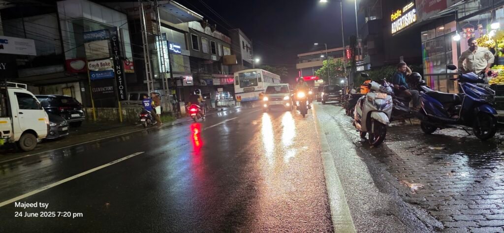 Koyilandy - Thamarassery - Edavanna സംസ്ഥാന പാതയിലെ തകർച്ച: നിർമ്മാണത്തിലെ അപാകതകൾക്ക് കരാറുകാരനെതിരെ നടപടിയുണ്ടാകുമെന്ന് സൂചന 6 koyilandy thamarassery edavanna state highway subsidence action likely against contractor for construction defects