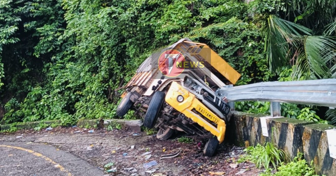 thamarassery-vehicle-accident-at-thamarassery-churam