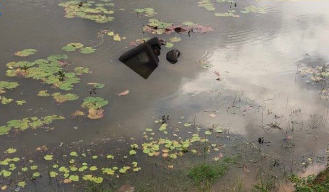wayanad at nellarachal an off road jeep fell into the karapuzha dam