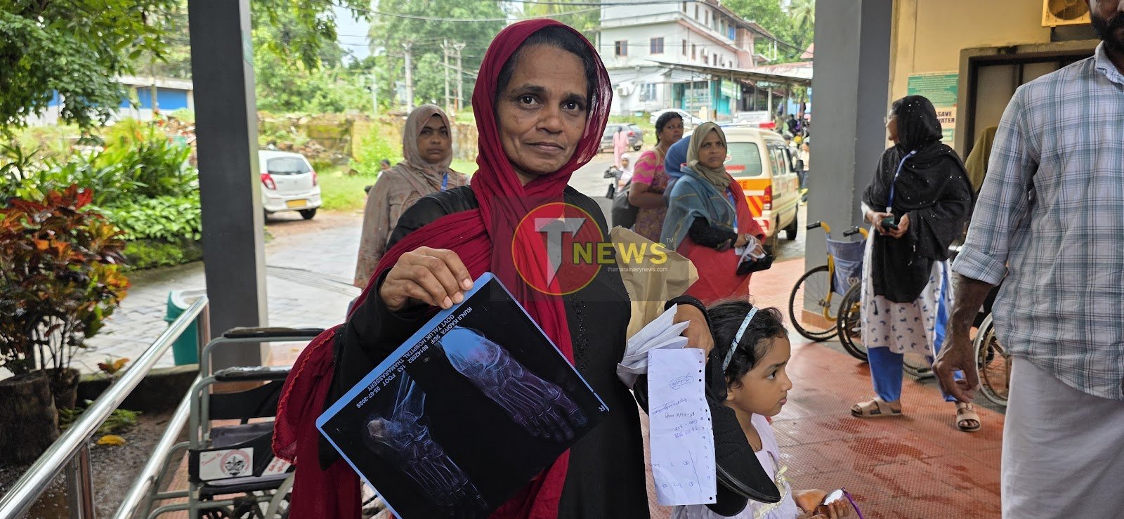 not-even-a-cover-is-provided-for-x-ray-films-why-is-thamarassery-taluk-hospital-like-this