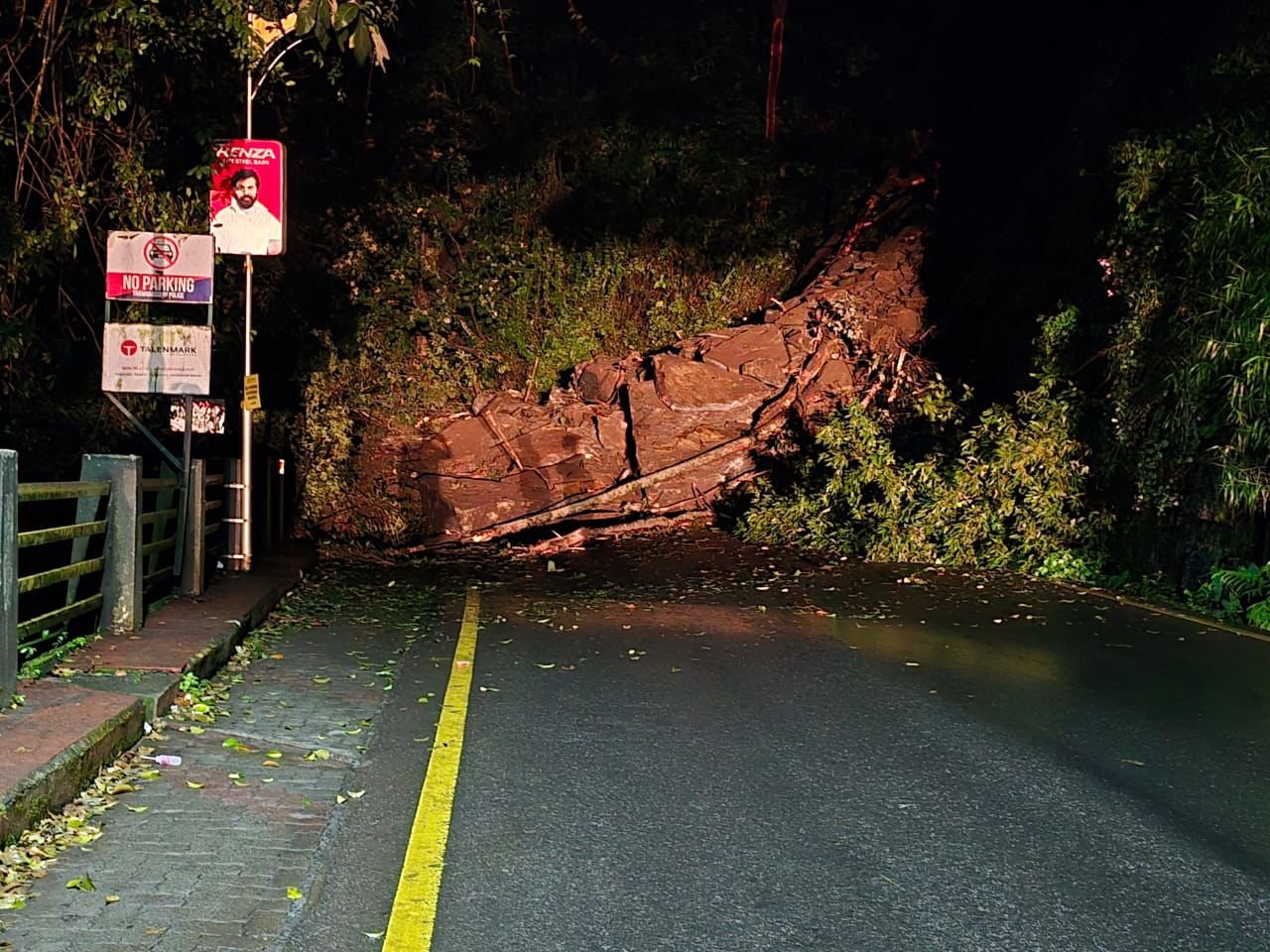 near-the-churam-viewpoint-trees-and-rocks-fell-onto-the-road-bringing-traffic-to-a-standstill
