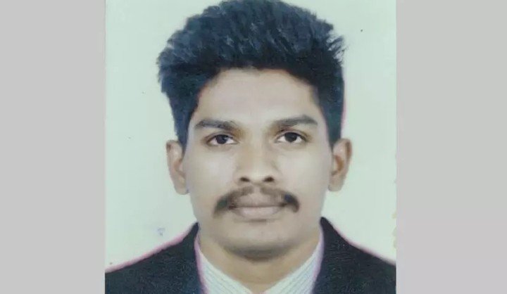 ഓൺലൈൻ ഗെയിമിന് അടിമയായ Pathanapuram സ്കൂൾ പ്യൂൺ ജീവനൊടുക്കി 3 pathanapuram school peon addicted to online gaming ends his life