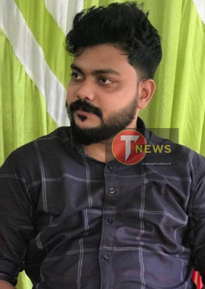 puthuppady-young-man-found-dead-by-suicide