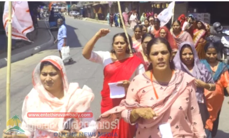Thiruvambady, പ്രതിഷേധ മാർച്ച് നടത്തി 6 thiruvambady protest march held
