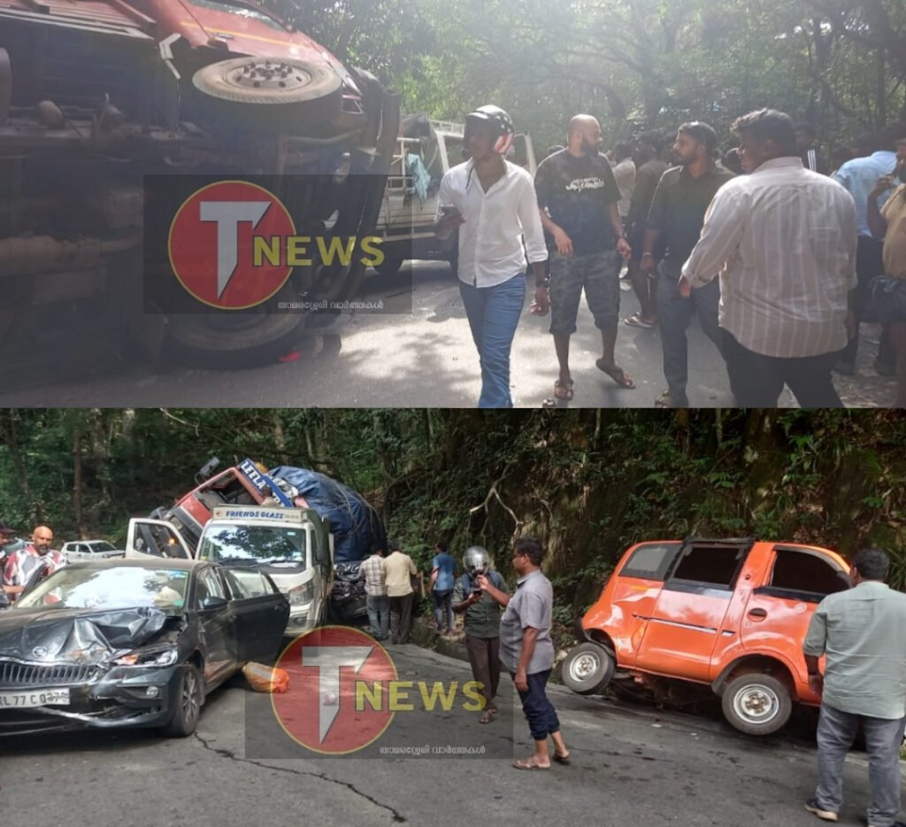 Thamarassery ചുരത്തിൽ വാഹനങ്ങൾ അപകടത്തിൽപ്പെട്ടു 5 vehicles met with an accident at thamarassery ghat