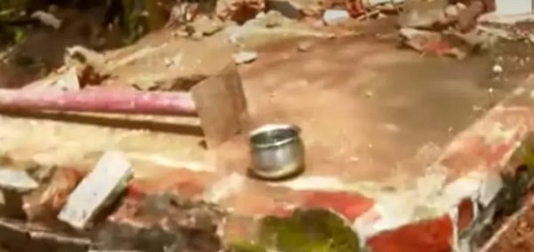 Kozhikode പഴയ വാട്ടർ ടാങ്ക് പൊളിക്കുന്നതിനിടെ സ്ലാബ് തകർന്ന് വീണ് തൊഴിലാളി മരിച്ചു 3 kozhikode a worker died after a slab collapsed and fell while demolishing an old water tank