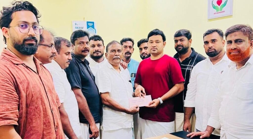 Puthuppady ഗ്രീൻ വോയ്സ് സൈബർ ഗ്രൂപ്പ് ഡയാലിസിസ് സെന്റർ സന്ദർശിച്ചു 7 puthuppady green voice cyber group visited a dialysis center