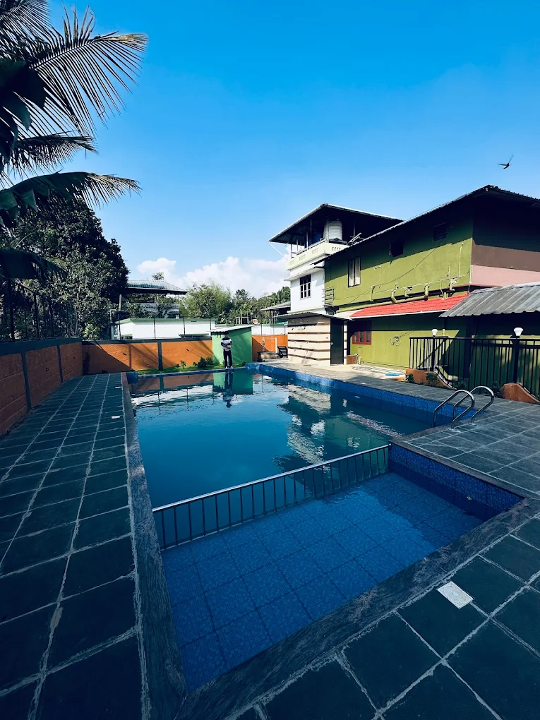 SKY Blue Homestay With Pool Wayanad