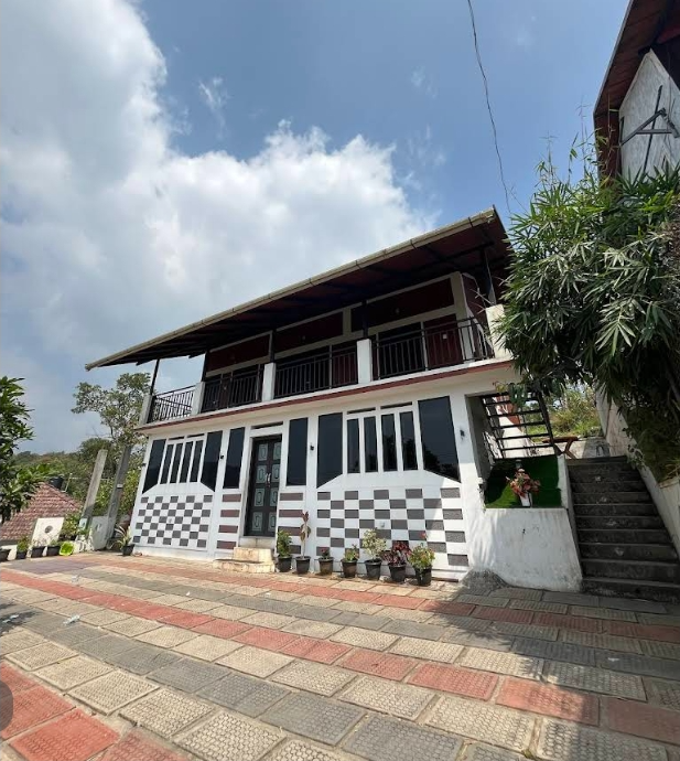 Galaxy Resort Kakkadampoyil