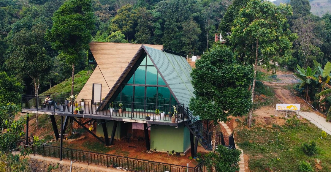 Misty Hideout Kakkadampoyil