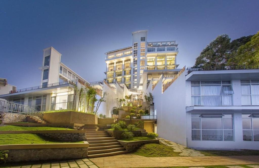 Fragrant Nature Munnar A Five Star Classified Hotel