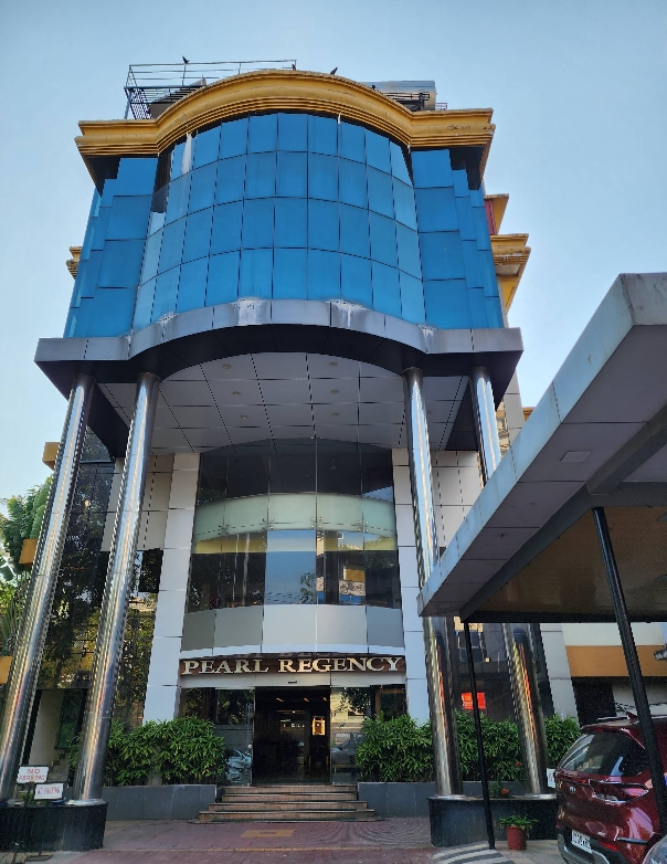 Hotel Pearl Regency Thrissur