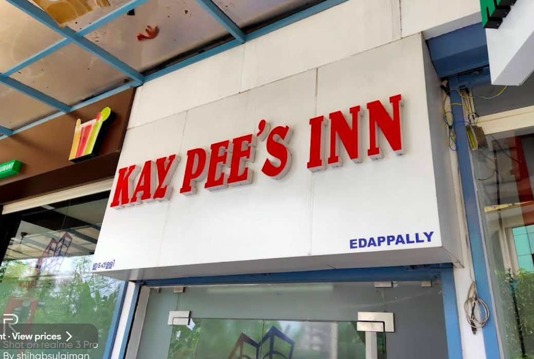 Kaypee's Grande, Hotel in Kochi