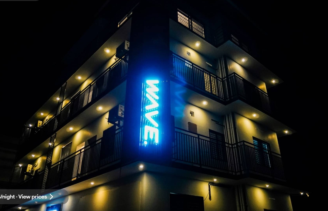 Wave hotel Kochi